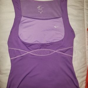 Nike dri-fit sleeveless